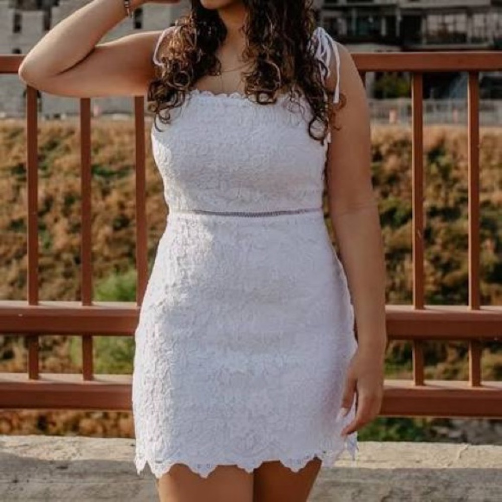 Abercrombie White Floral Lace Dress